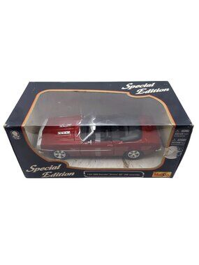 Maisto 1968 Chevy Camaro SS 396 Convertible Die Cast 1:24 Special Edition NIB